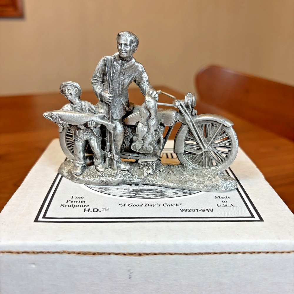 Harley-Davidson "A good Day's Catch" by Winn - Fine Pewter Sculpture 99201-94V